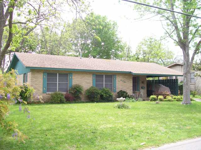 204 East 18th Street Georgetown, TX 78626 - Photo 1 of 1