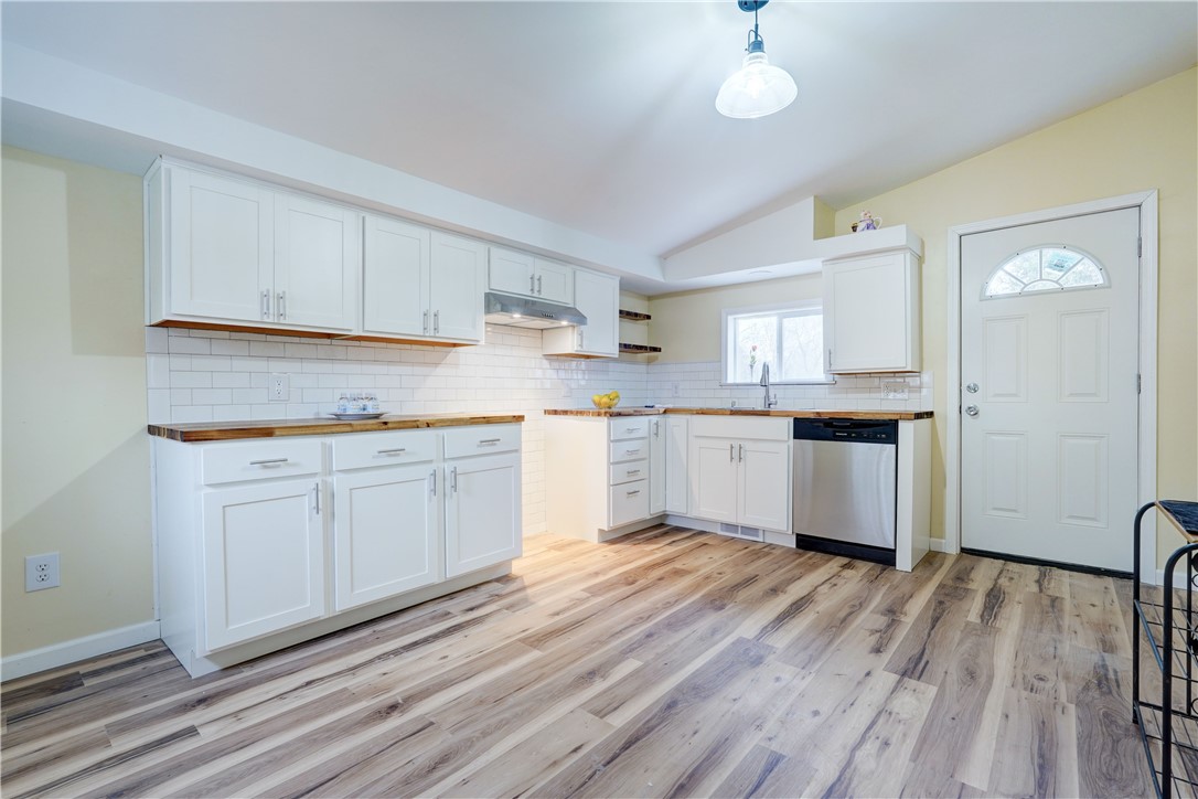 2061 Ireland Road Clarkson, NY 14420 - Photo 14 of 45