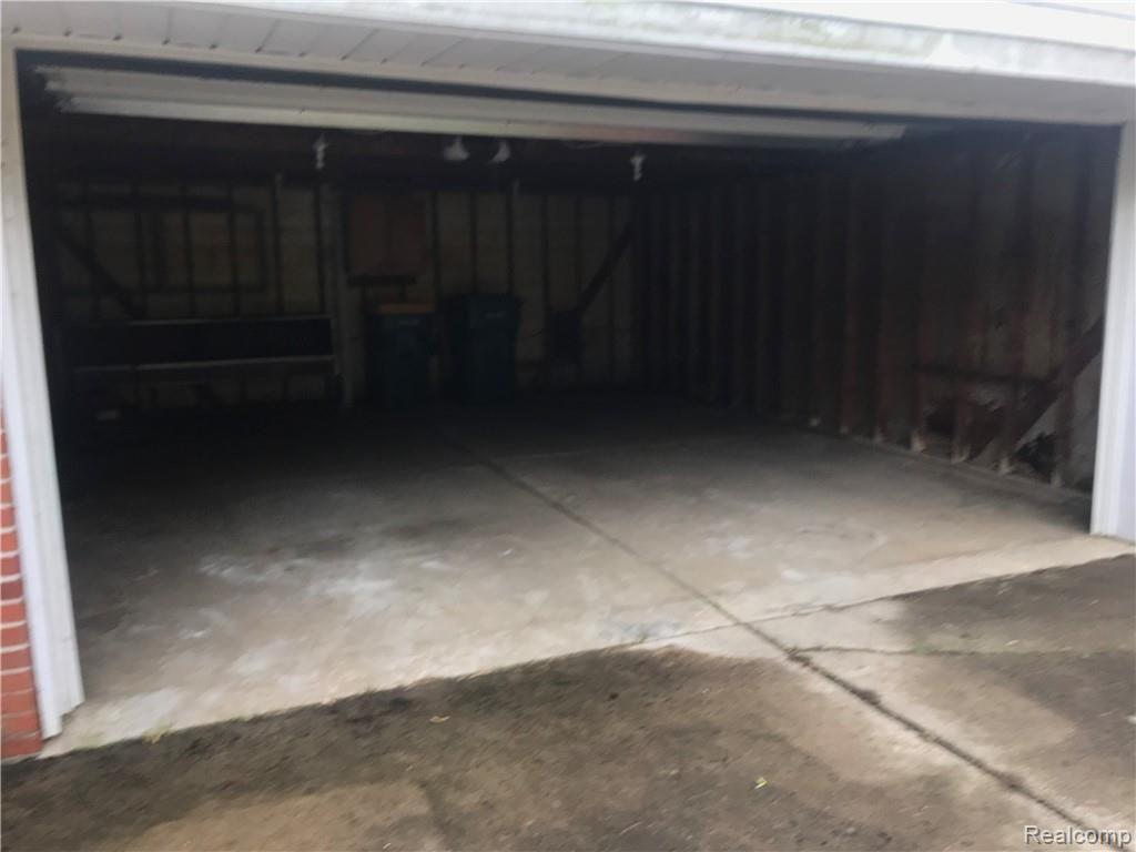 34581 Wick Road Romulus, MI 48174 - Photo 21 of 25