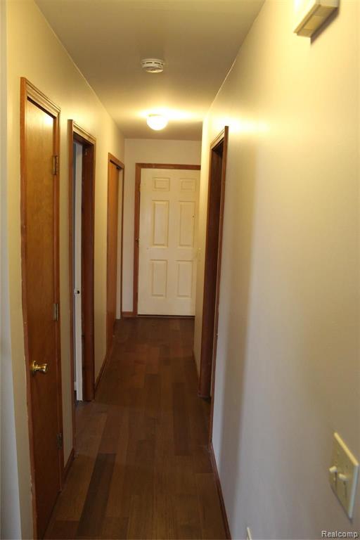 3371 Center Road Flint, MI 48506 - Photo 14 of 35