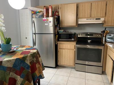 8619 Overset Lane Boca Raton, FL 33496 - Photo 2 of 13 Kitchen - 1