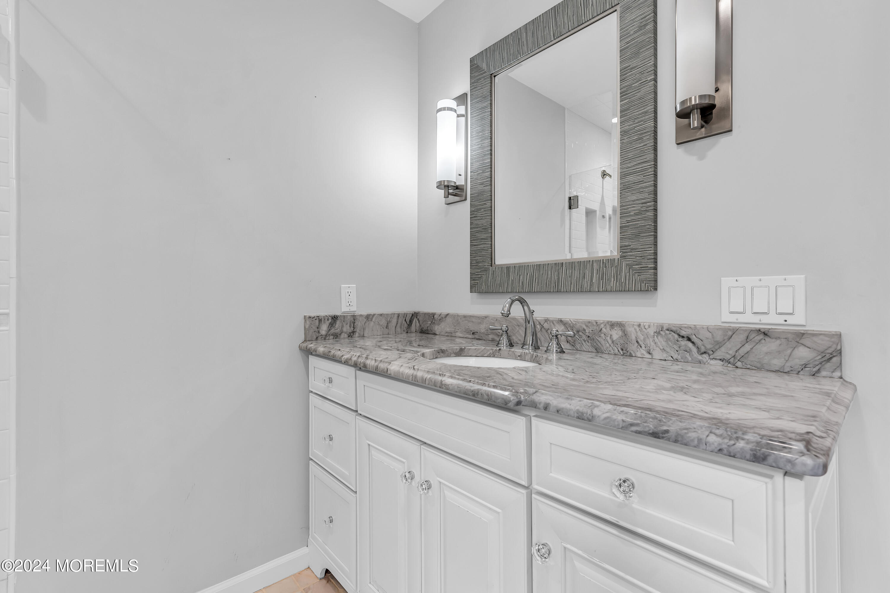 10 Beaver Dam Road Colts Neck, NJ 07722 - Photo 57 of 74 084_dsc00338_549