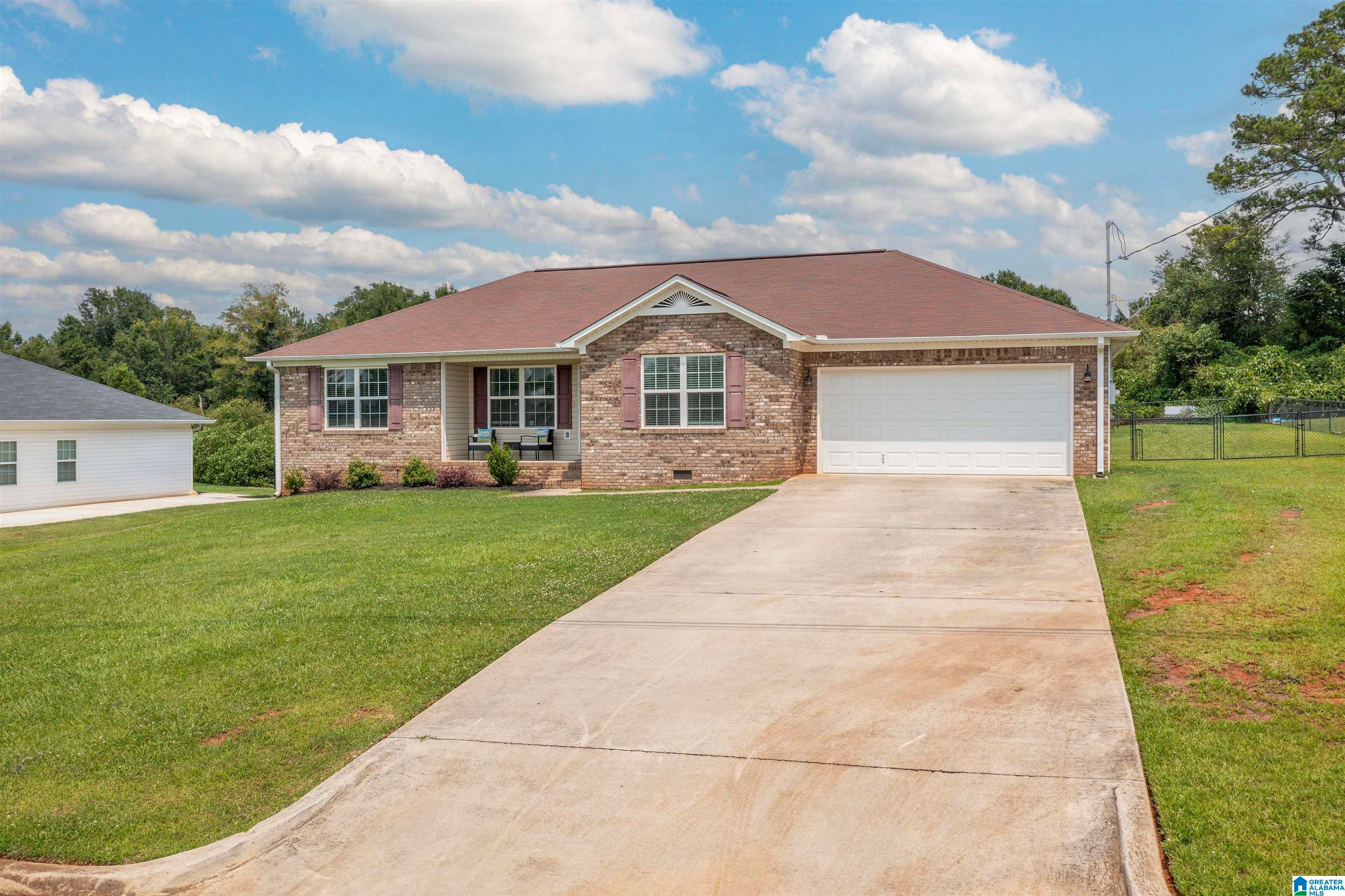 390 Bailey Road Weaver, AL 36277 - Photo 4 of 32 Gallery Image 4