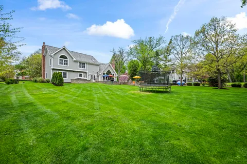 $1,175,000 | 25568 North Countryside Drive, Lake Barrington, IL 60010
