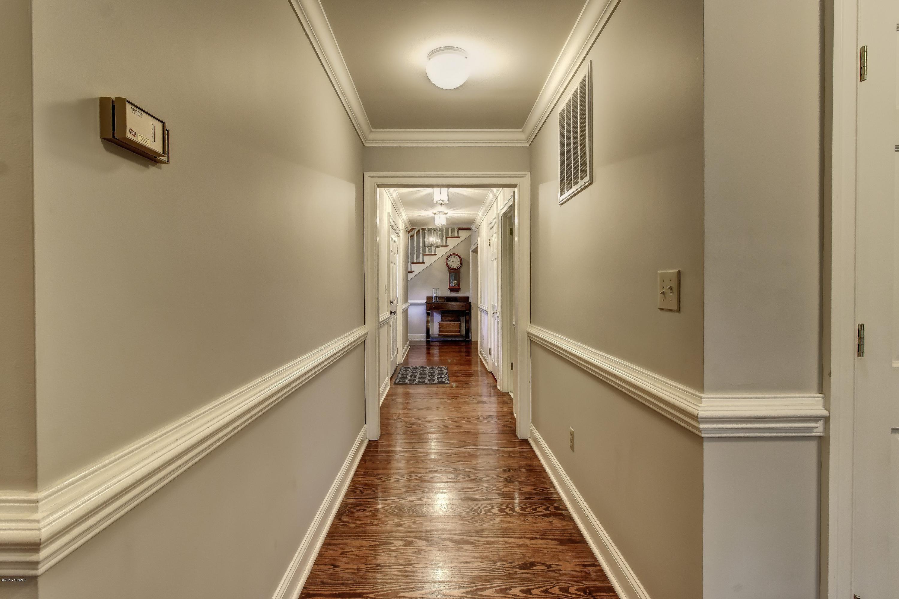 113 Ricky Lane Newport, NC 28570 - Photo 23 of 68 downstairs front hallway