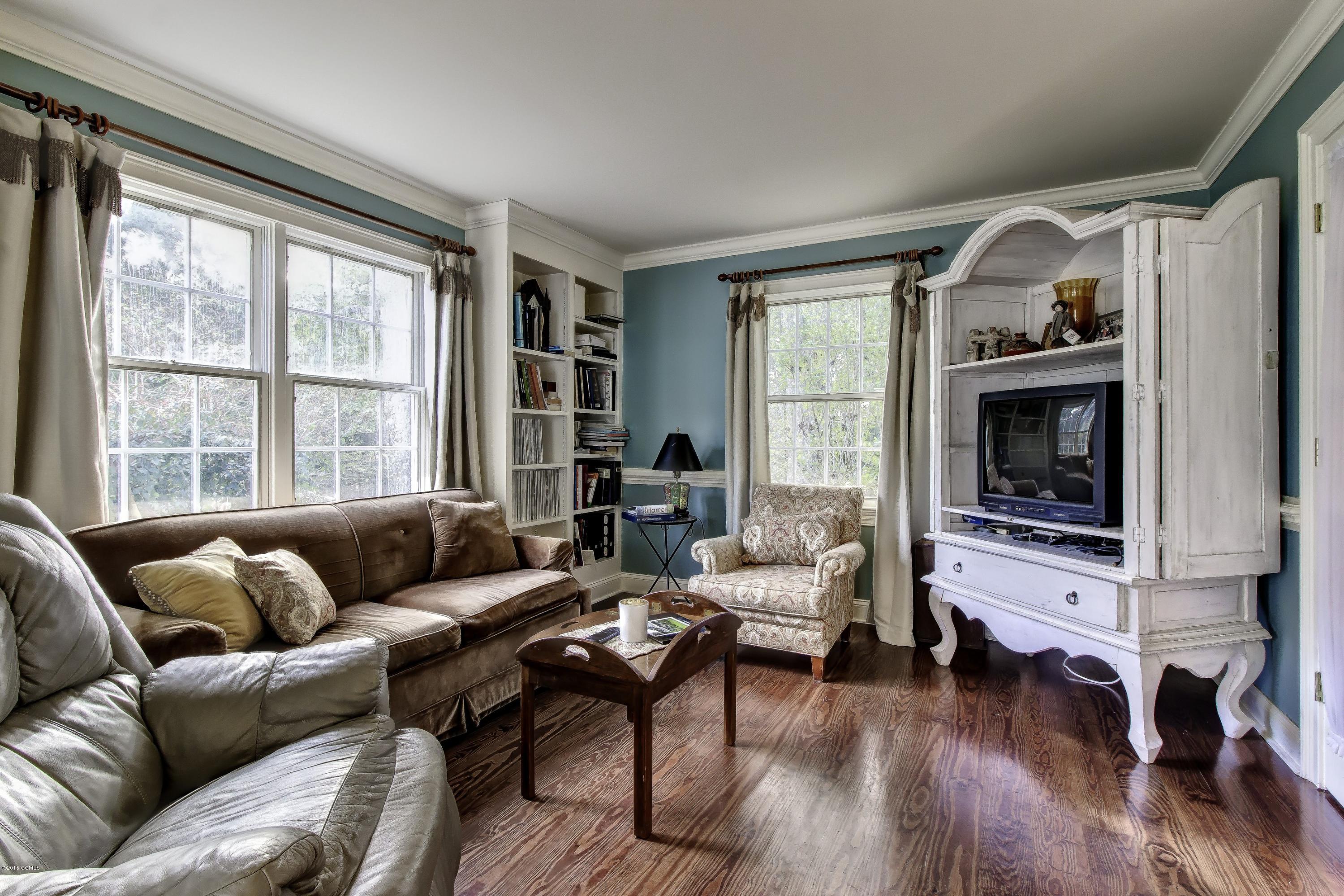 113 Ricky Lane Newport, NC 28570 - Photo 30 of 68 Library 3