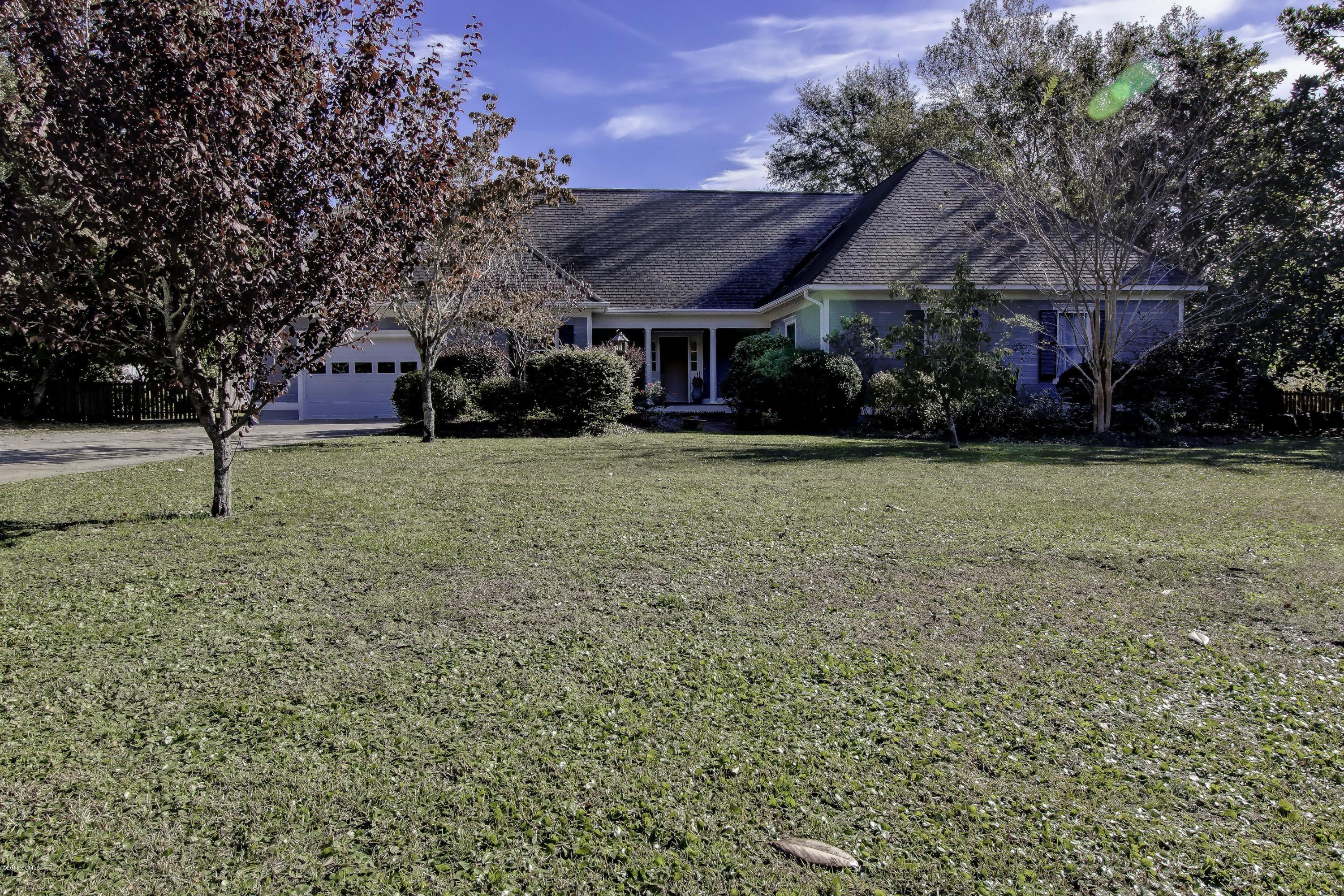 113 Ricky Lane Newport, NC 28570 - Photo 4 of 68 Front of house