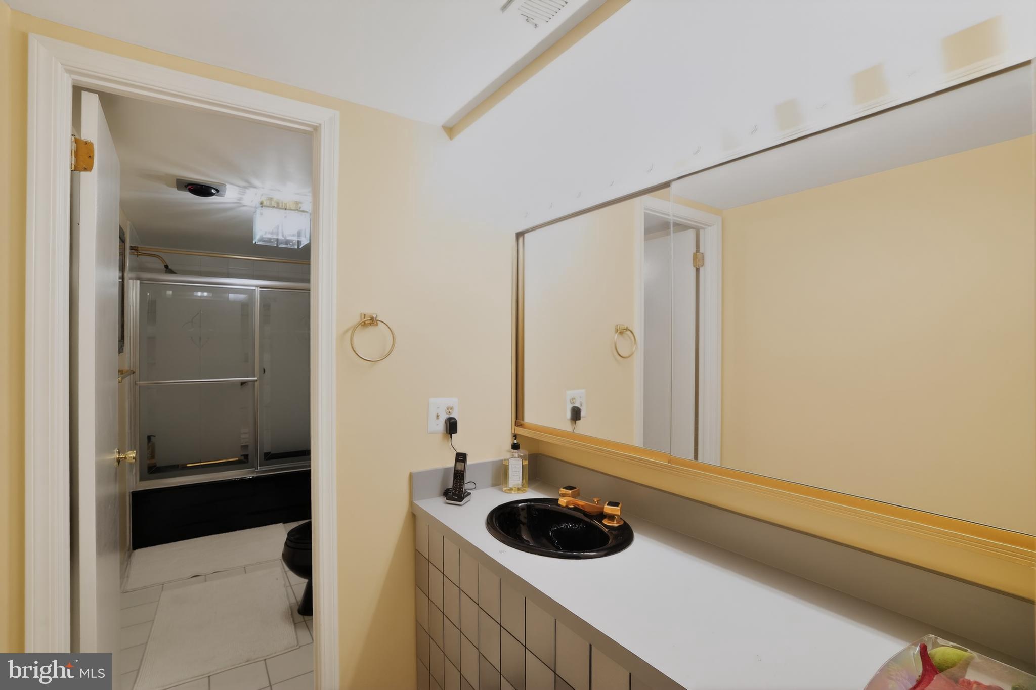 2131 Welsh Road, Unit 312 Philadelphia, PA 19115 - Photo 25 of 37