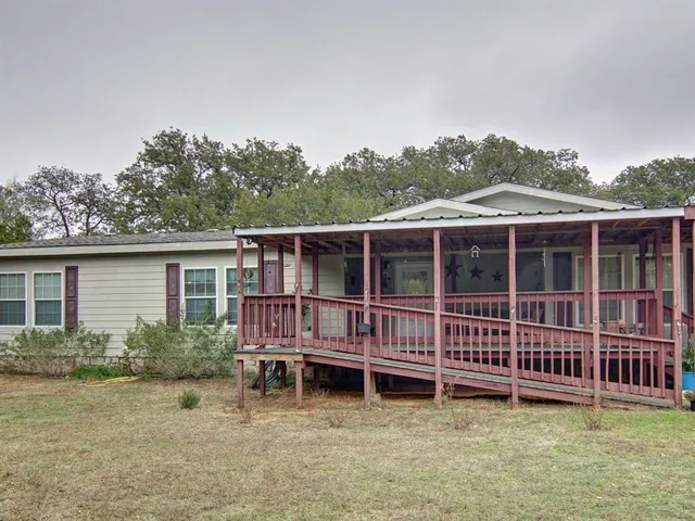 $299,999 | 1170 Darrel Avenue, Glen Rose, TX 76043