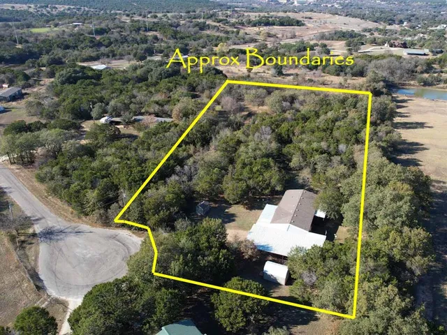 $299,999 | 1170 Darrel Avenue, Glen Rose, TX 76043