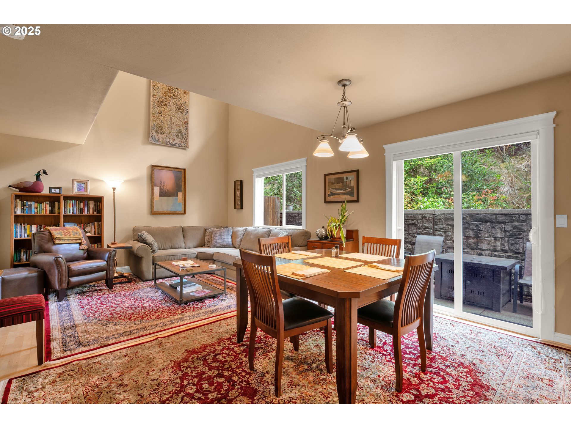 920 Hemlock Street Florence, OR 97439 - Photo 5 of 37