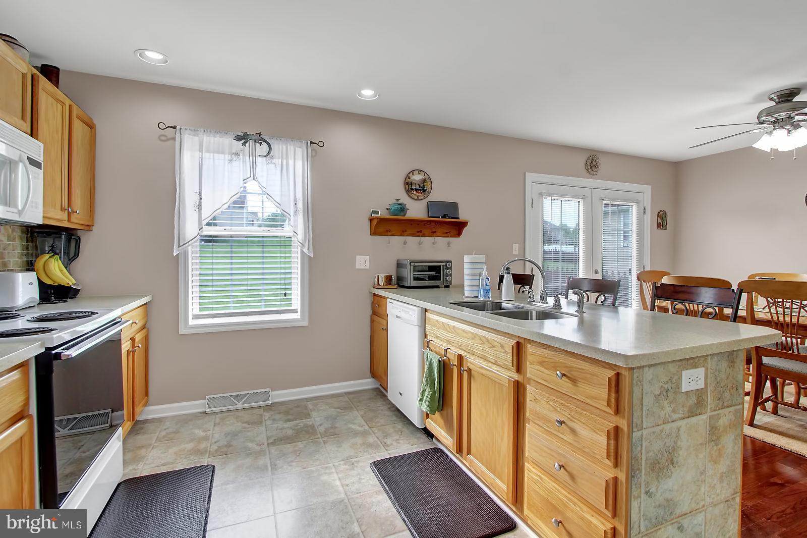 2515 Gora Road North York, PA 17404 - Photo 8 of 26 Gallery Image 8