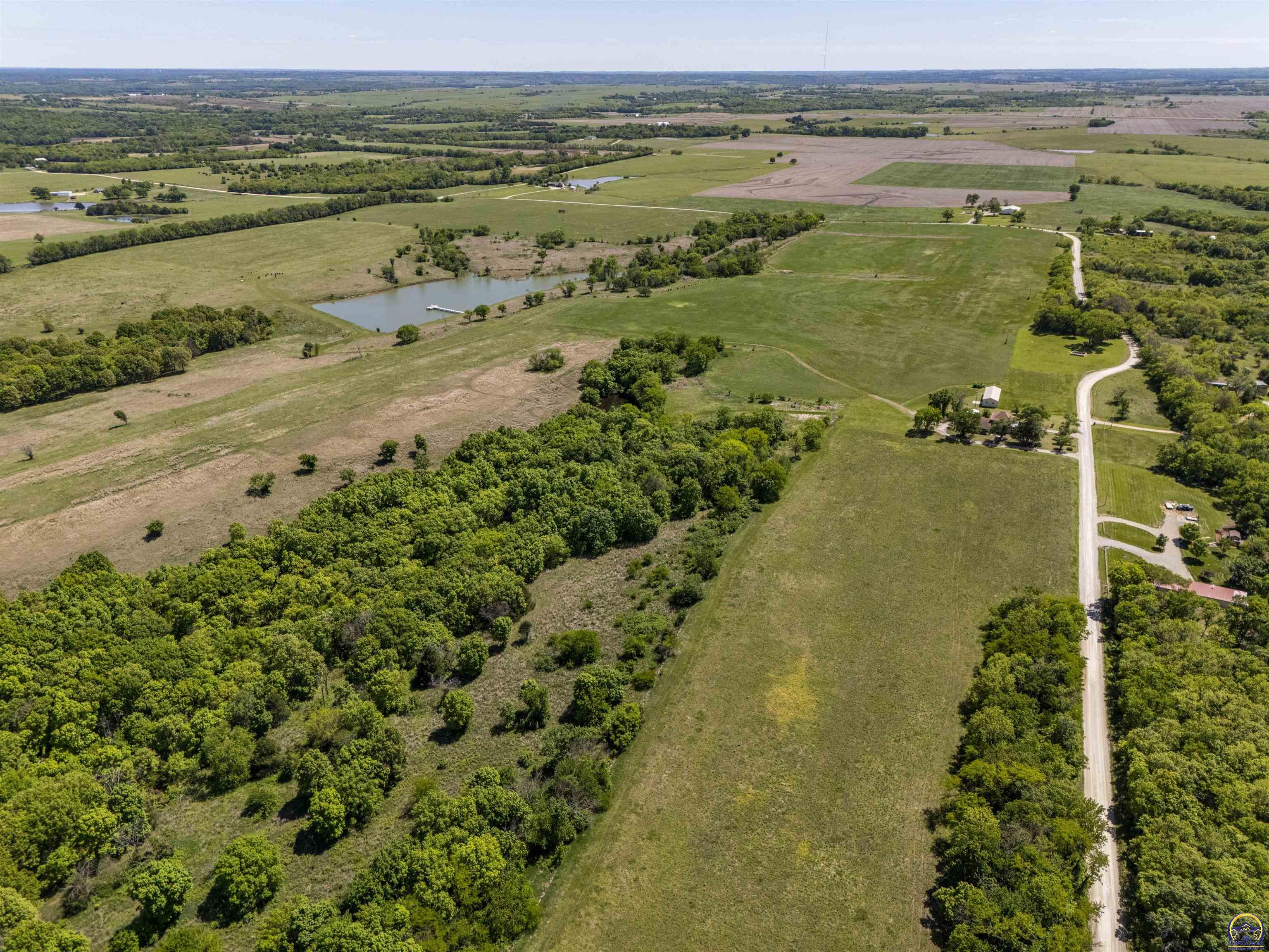 2026 Northwest Douglas Road Topeka, KS 66615 - Photo 3 of 94
