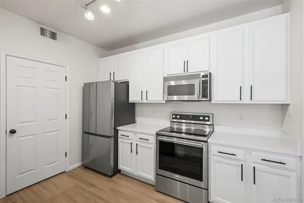 $349,500 | 4451 South Ammons Street, Unit 301, Littleton, CO 80123