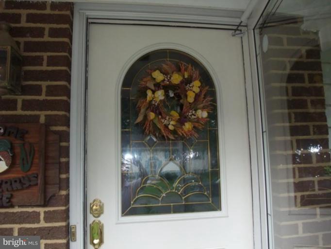 3697 Nile Road Davidsonville, MD 21035 - Photo 6 of 24 Entrance / Foyer