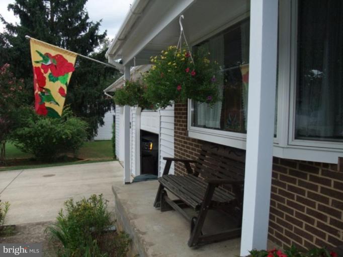 3697 Nile Road Davidsonville, MD 21035 - Photo 7 of 24 Porch