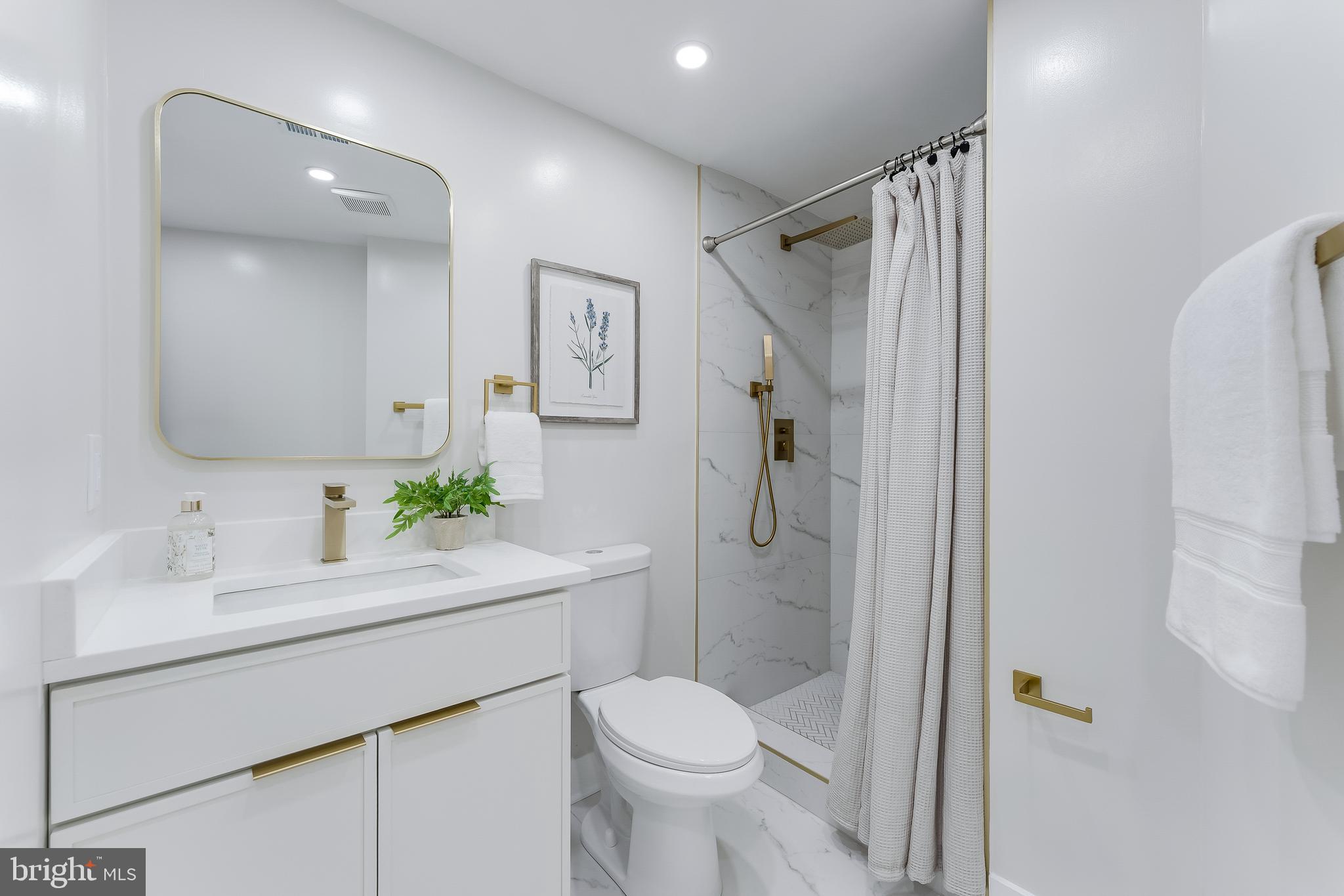 11213 Silentwood Lane Reston, VA 20191 - Photo 26 of 33