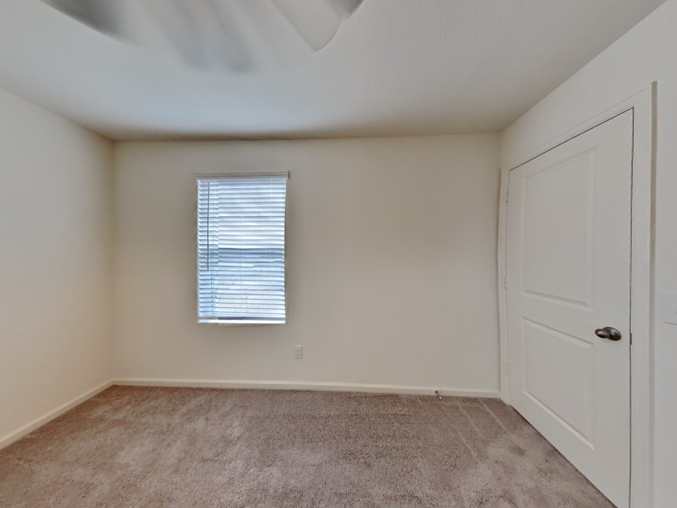 13515 Kinsman Road Houston, TX 77049 - Photo 11 of 16