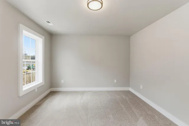 $339,900 | 14 Anderson Court, Berkeley Springs, WV 25411