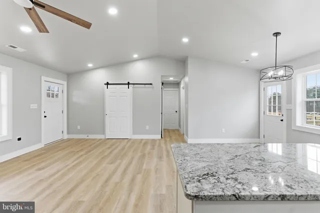 $339,900 | 14 Anderson Court, Berkeley Springs, WV 25411