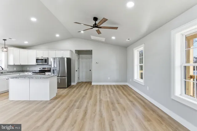 $339,900 | 14 Anderson Court, Berkeley Springs, WV 25411