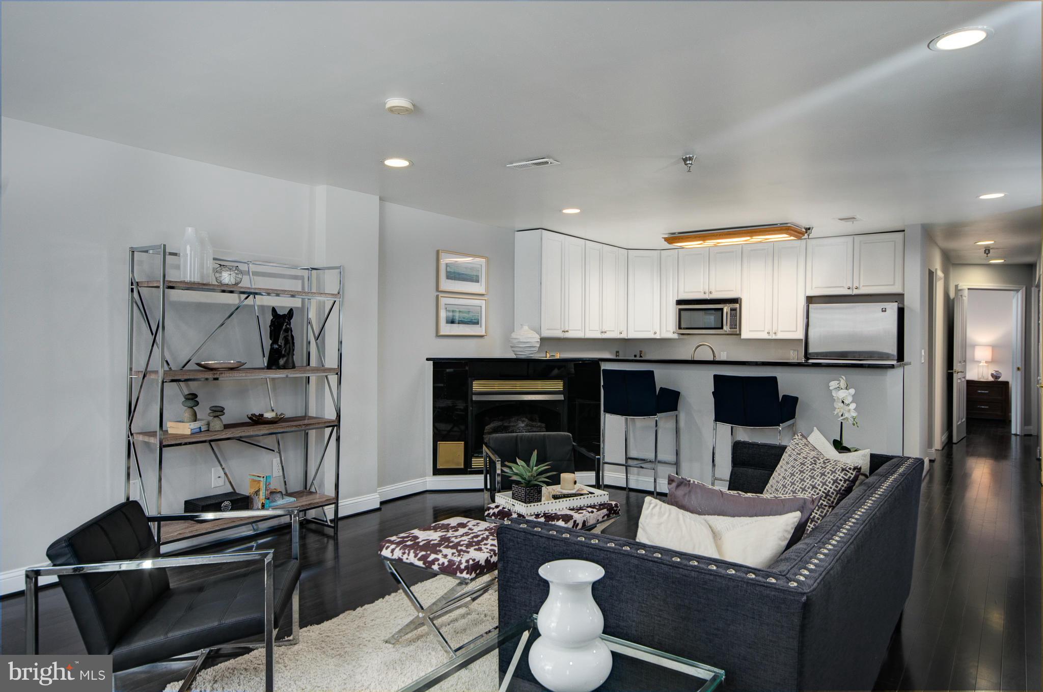 1307 R Street Northwest, Unit 1 Washington, DC 20009 - Photo 2 of 15 Interior (General)