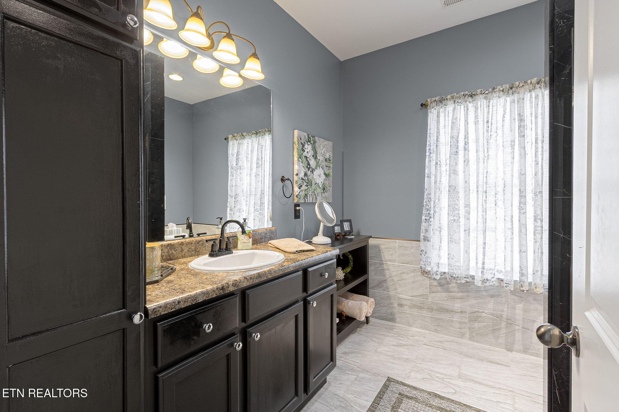 143 Manhattan Avenue Oak Ridge, TN 37830 - Photo 12 of 20 15-web-or-mls-014--FULL