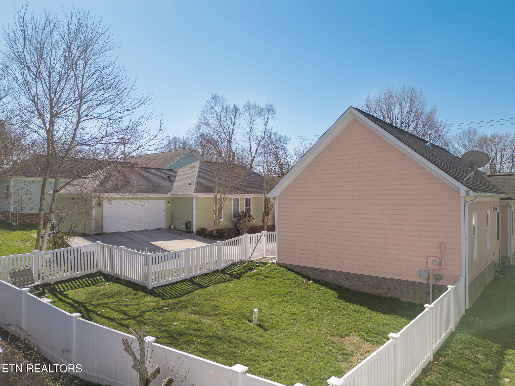 143 Manhattan Avenue Oak Ridge, TN 37830 - Photo 14 of 20 20-web-or-mls-020--FULL
