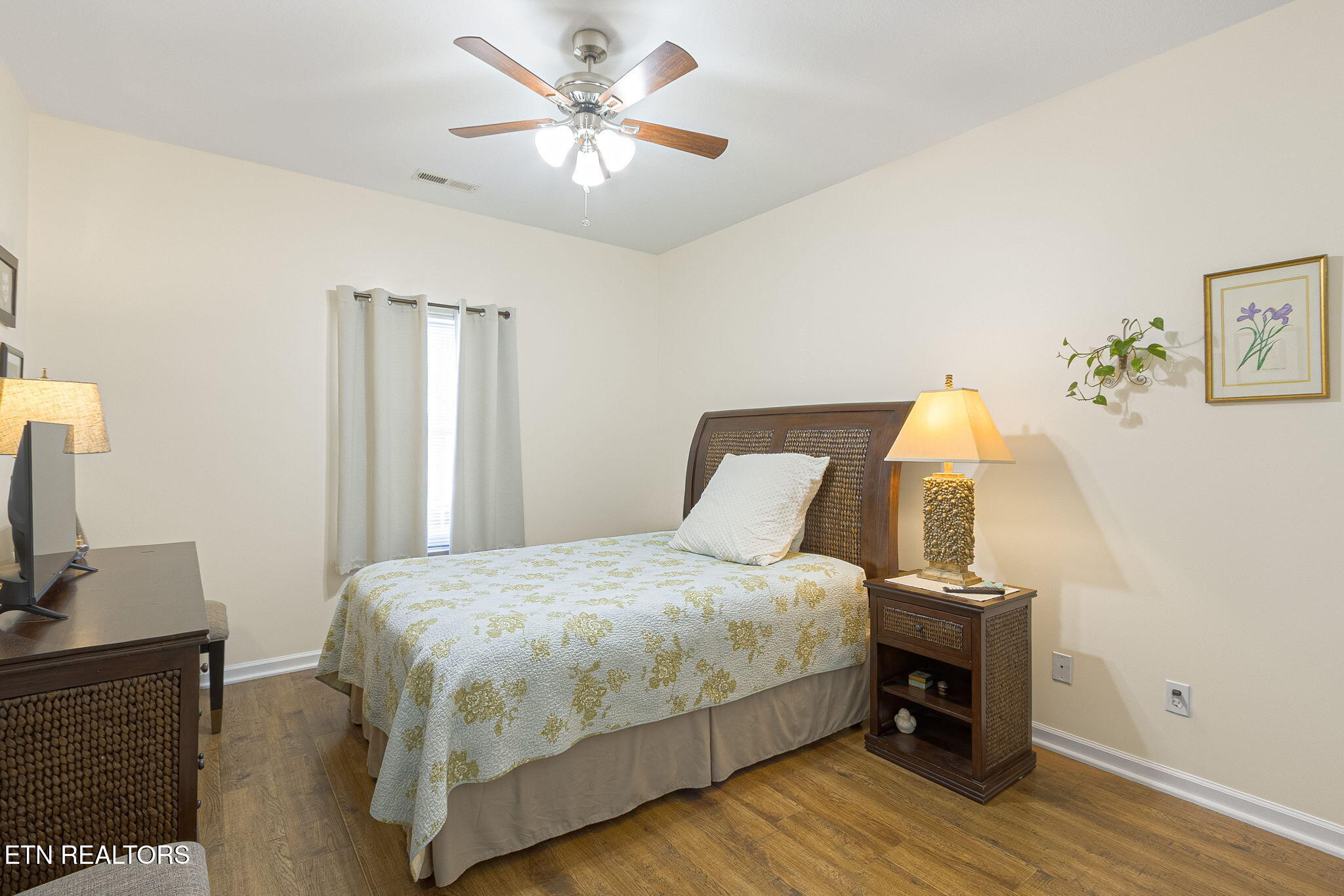 143 Manhattan Avenue Oak Ridge, TN 37830 - Photo 15 of 20 16-web-or-mls-017--FULL
