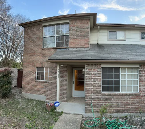 $1,500 | 7103 Snowden Crest, San Antonio, TX 78240