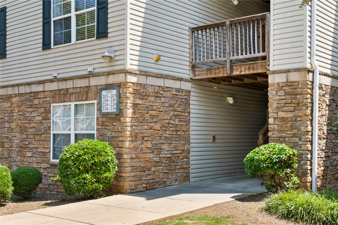 224 Lookover Drive Anderson, SC 29621 - Photo 3 of 33