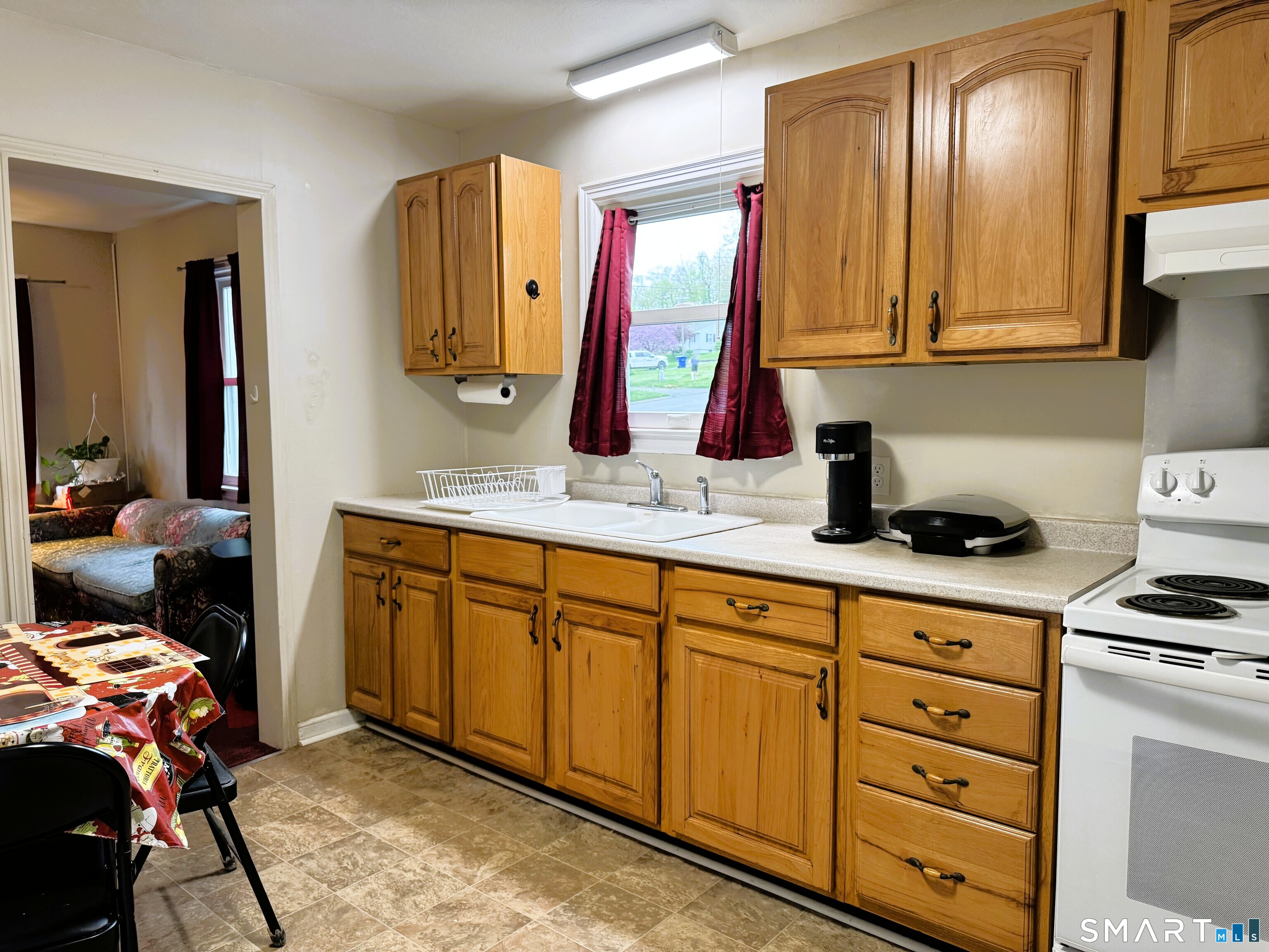 17 Cricket Road East Windsor, CT 06088 - Photo 15 of 40