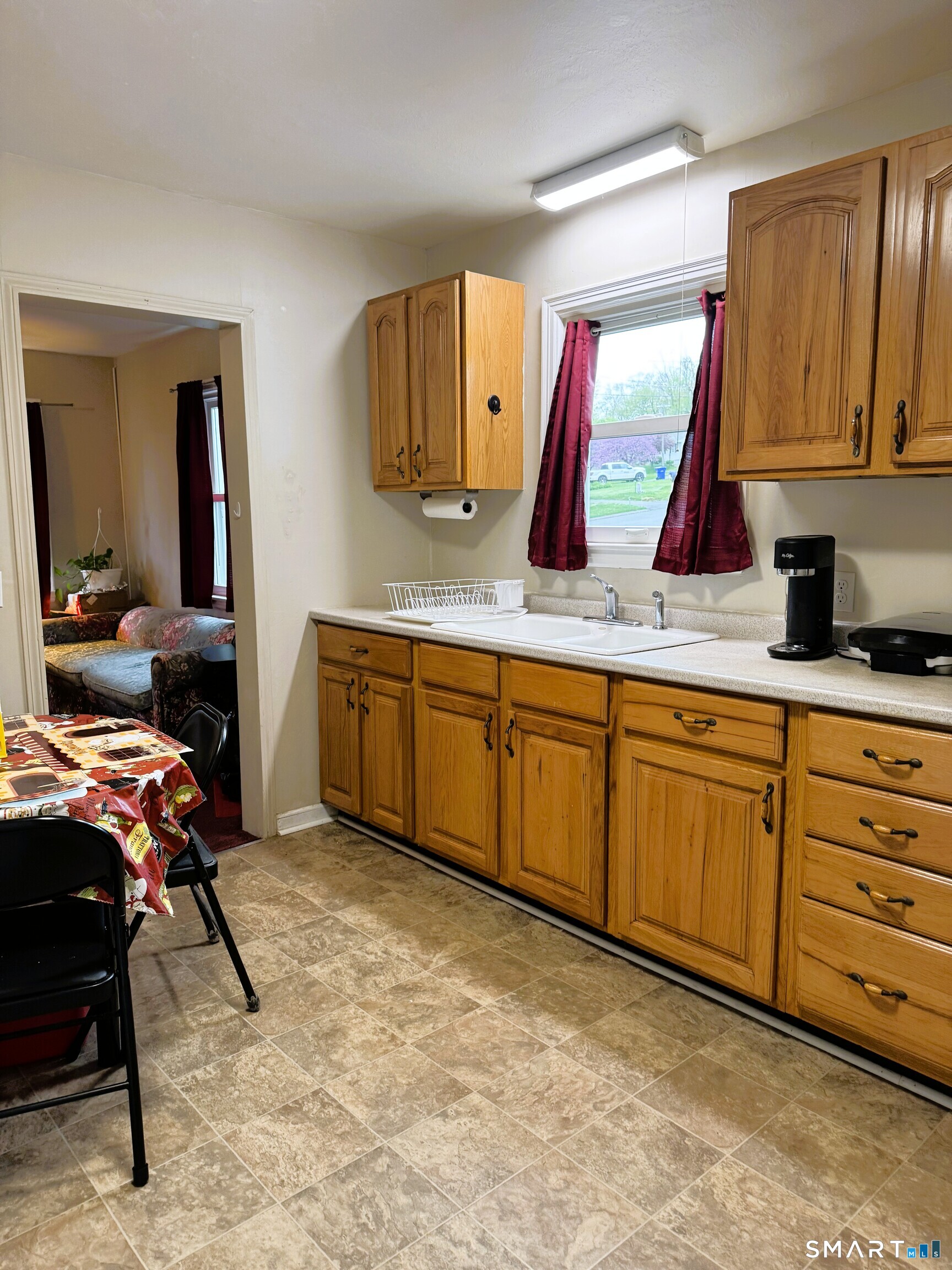 17 Cricket Road East Windsor, CT 06088 - Photo 16 of 40