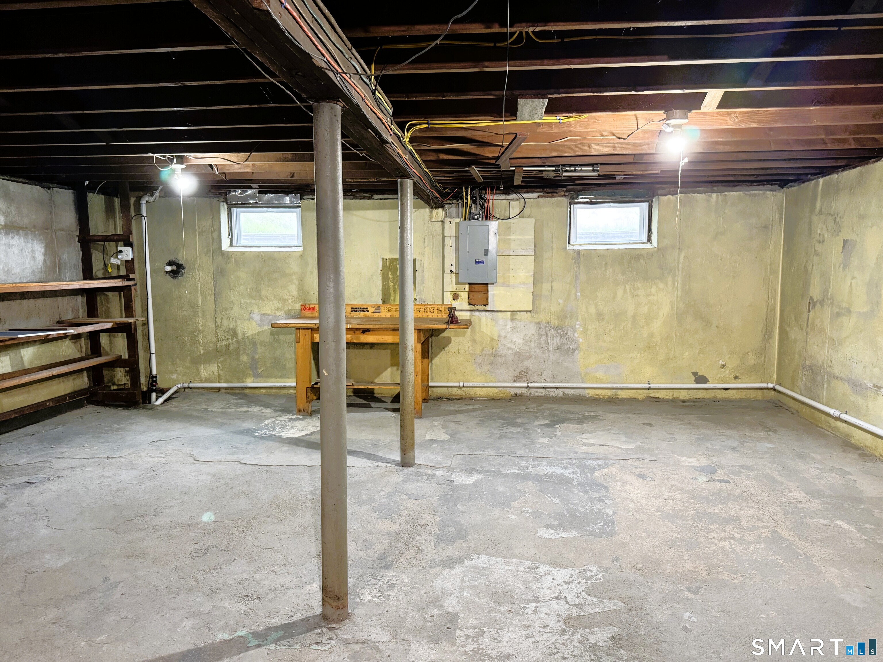 17 Cricket Road East Windsor, CT 06088 - Photo 32 of 40