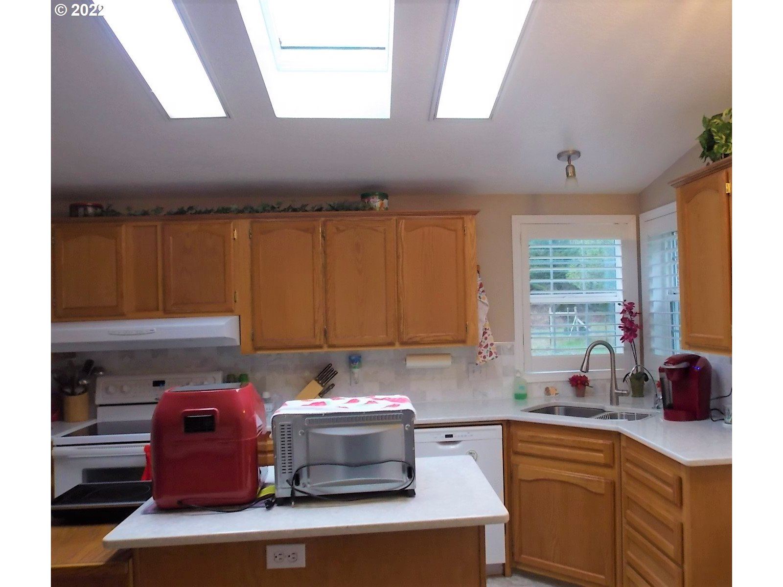 59718 Fairview Road Coquille, OR 97423 - Photo 12 of 32 Gallery Image 12