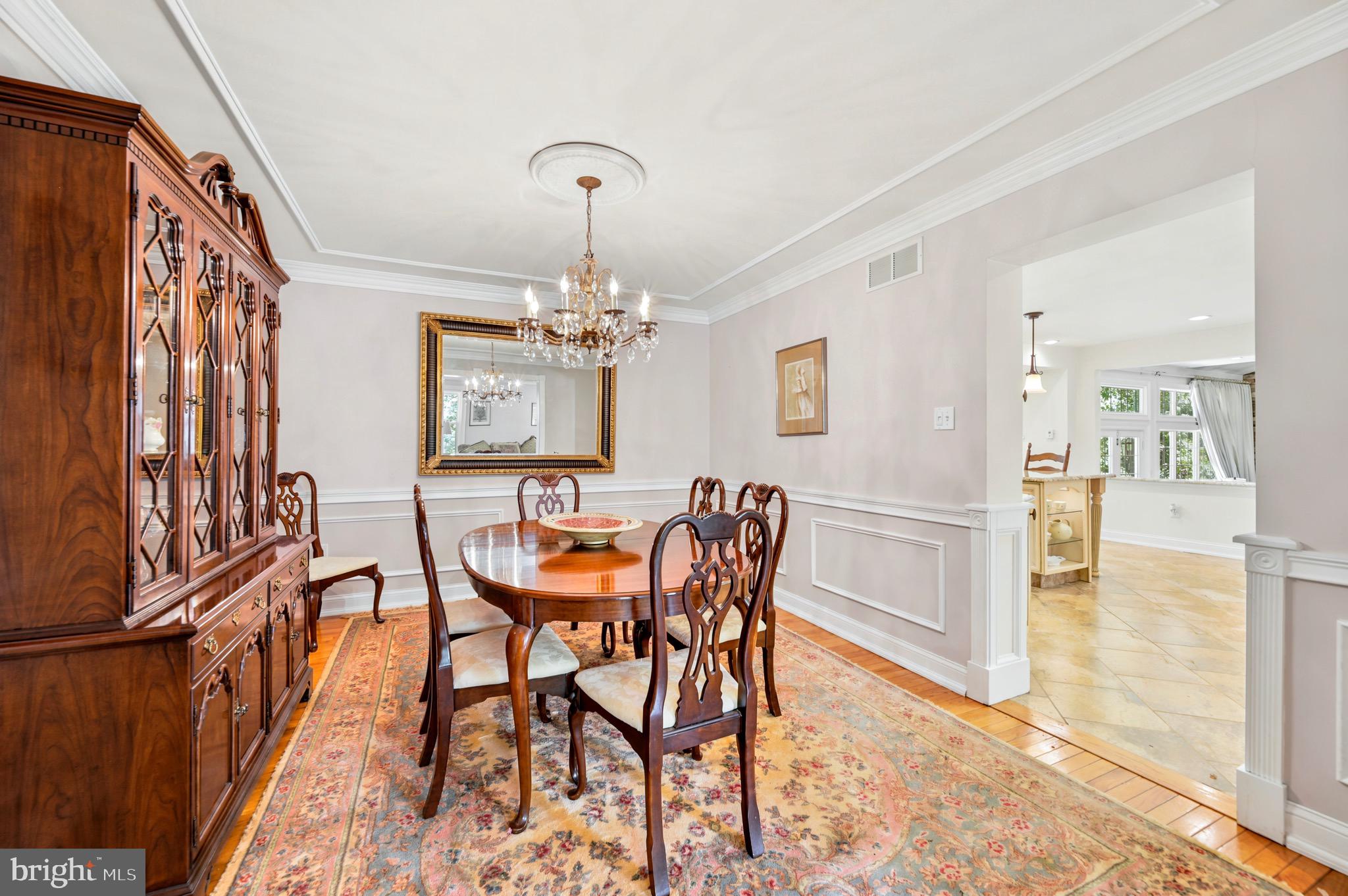 736 Summit Avenue Philadelphia, PA 19128 - Photo 11 of 34