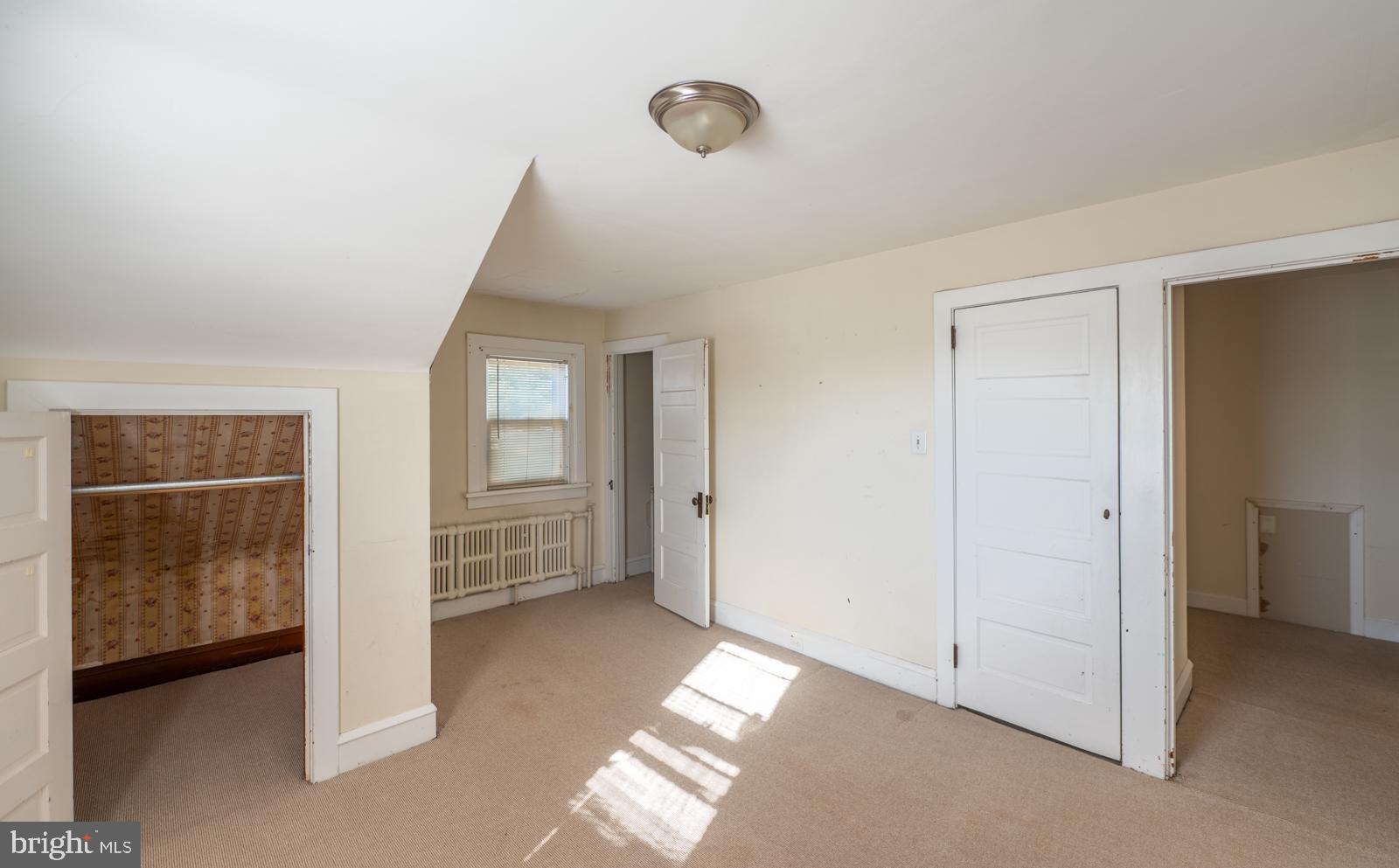 1037 North Valley Forge Road Norristown, PA 19403 - Photo 11 of 17 Gallery Image 11