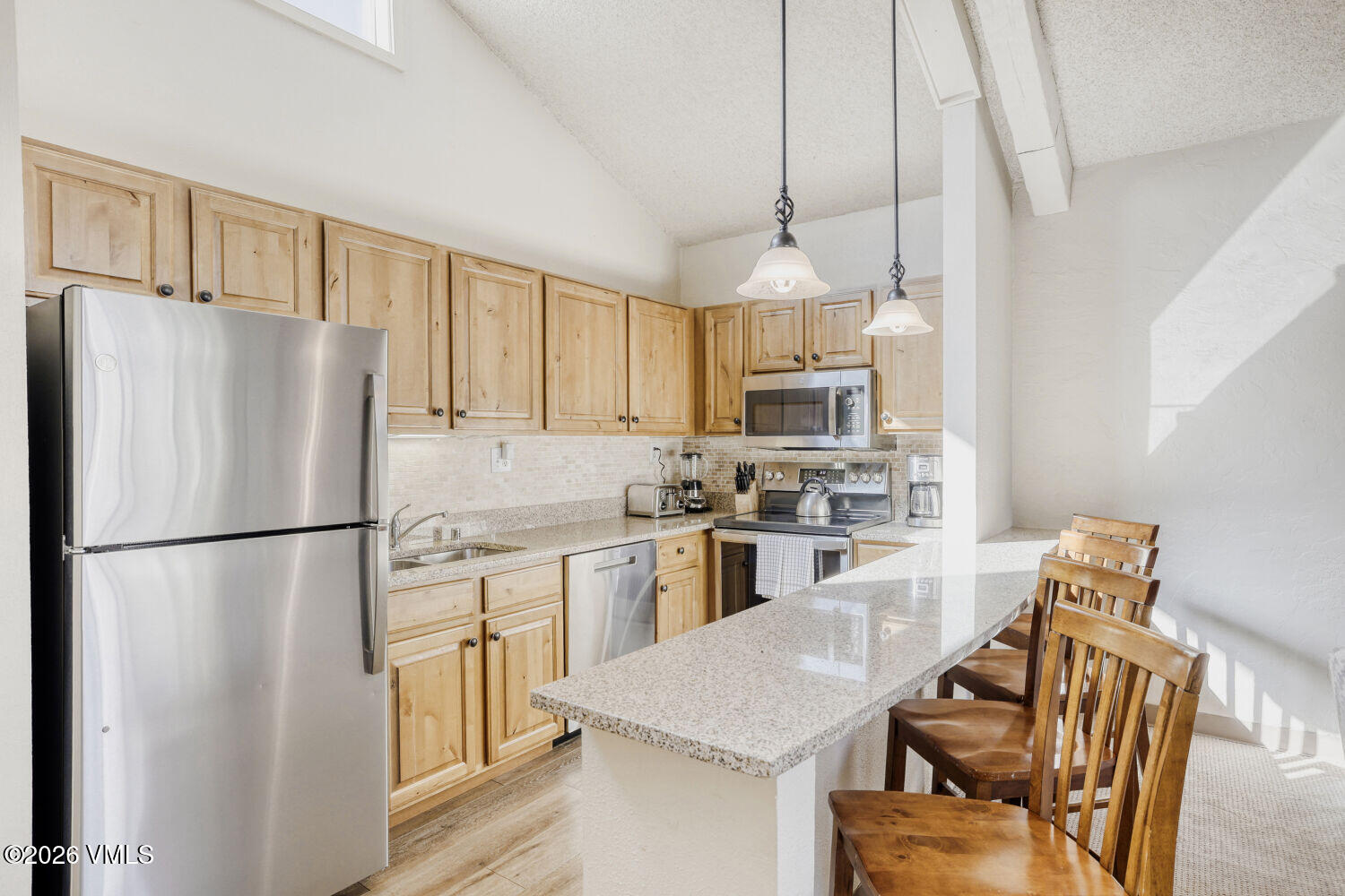 500 South Frontage Road East, Unit 414 Vail, CO 81657 - Photo 8 of 35 500 S Frontage Road E Unit 415 - Web Qua