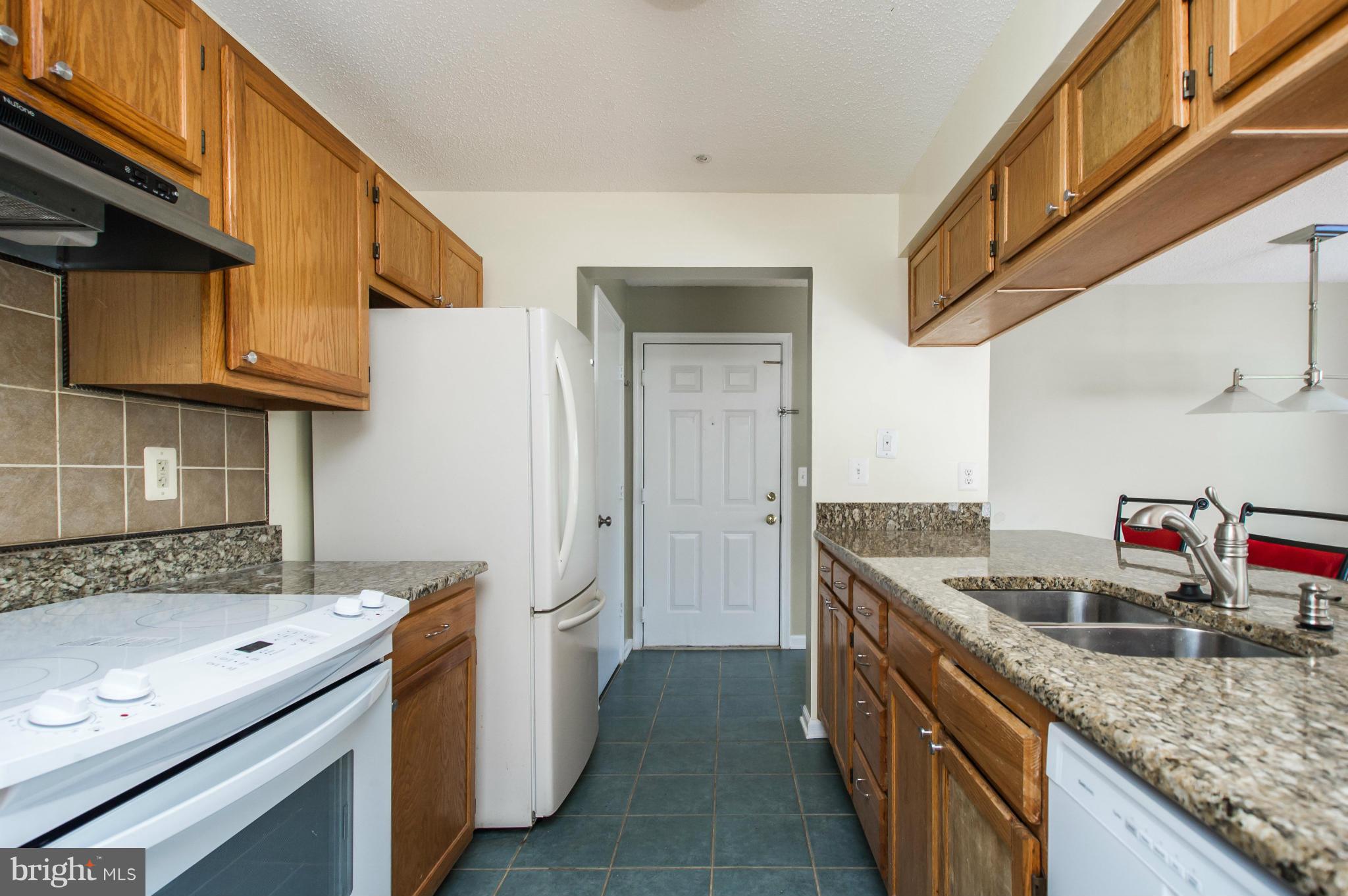 2703 Snowbird Terrace, Unit 415 Silver Spring, MD 20906 - Photo 5 of 23 Kitchen