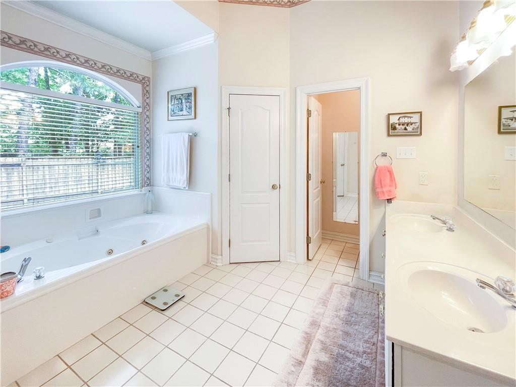 2122 Ridge Court Mandeville, LA 70448 - Photo 17 of 27 Gallery Image 17