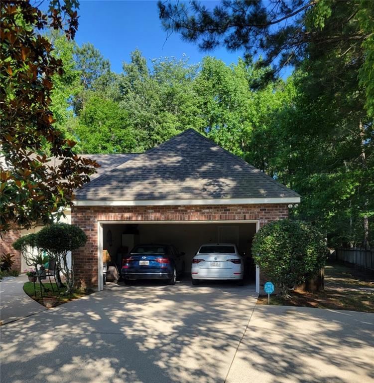 2122 Ridge Court Mandeville, LA 70448 - Photo 5 of 27 Gallery Image 5
