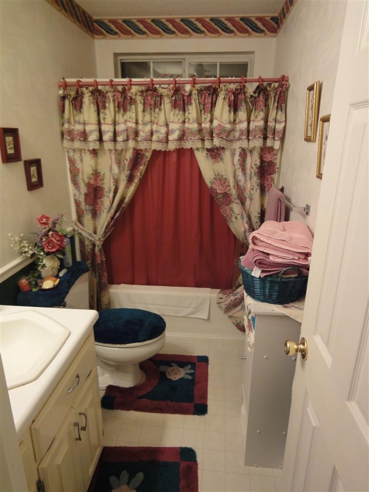 3901 Schifko Road Cantonment, FL 32533 - Photo 26 of 28 Located between Bedroom #2 & #3