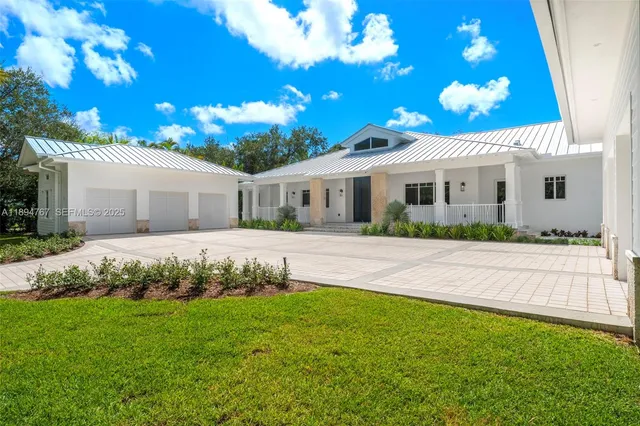 $7,968,000 | 7900 Southwest 118th Street, Pinecrest, FL 33156