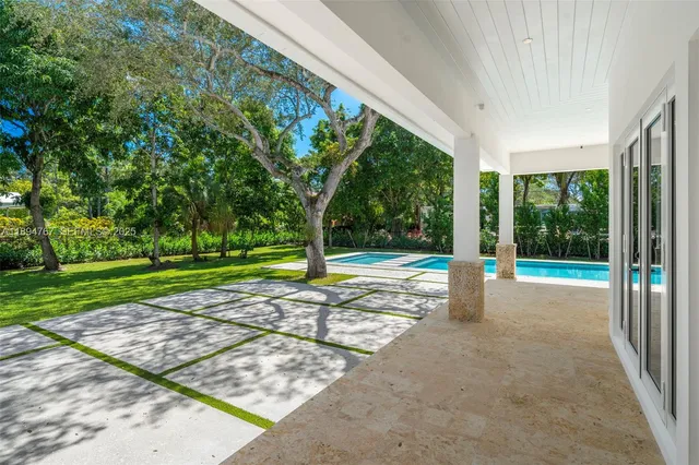 $7,968,000 | 7900 Southwest 118th Street, Pinecrest, FL 33156