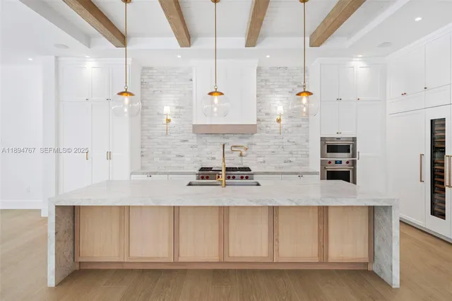 $7,968,000 | 7900 Southwest 118th Street, Pinecrest, FL 33156