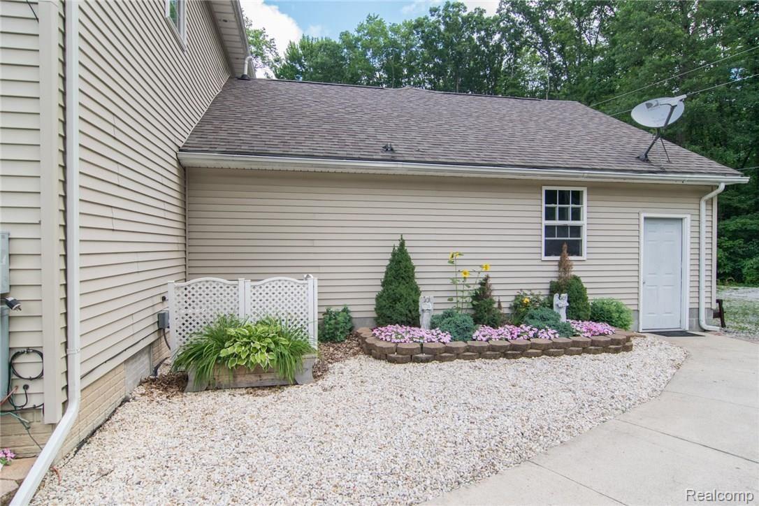 10766 Liss Road Willis, MI 48191 - Photo 49 of 54 DSC_0705.jpg