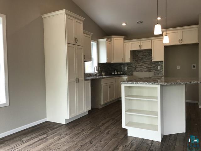 3728 Lavaque Road Hermantown, MN 55810 - Photo 7 of 23 Kitchen