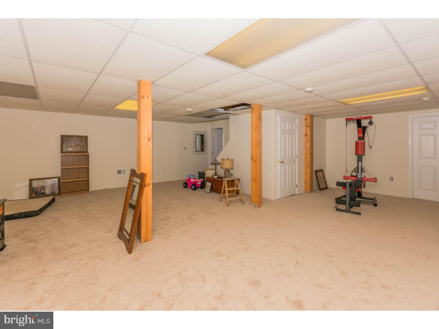 889 Elk Road Monroeville, NJ 08343 - Photo 23 of 25 Basement - Finished