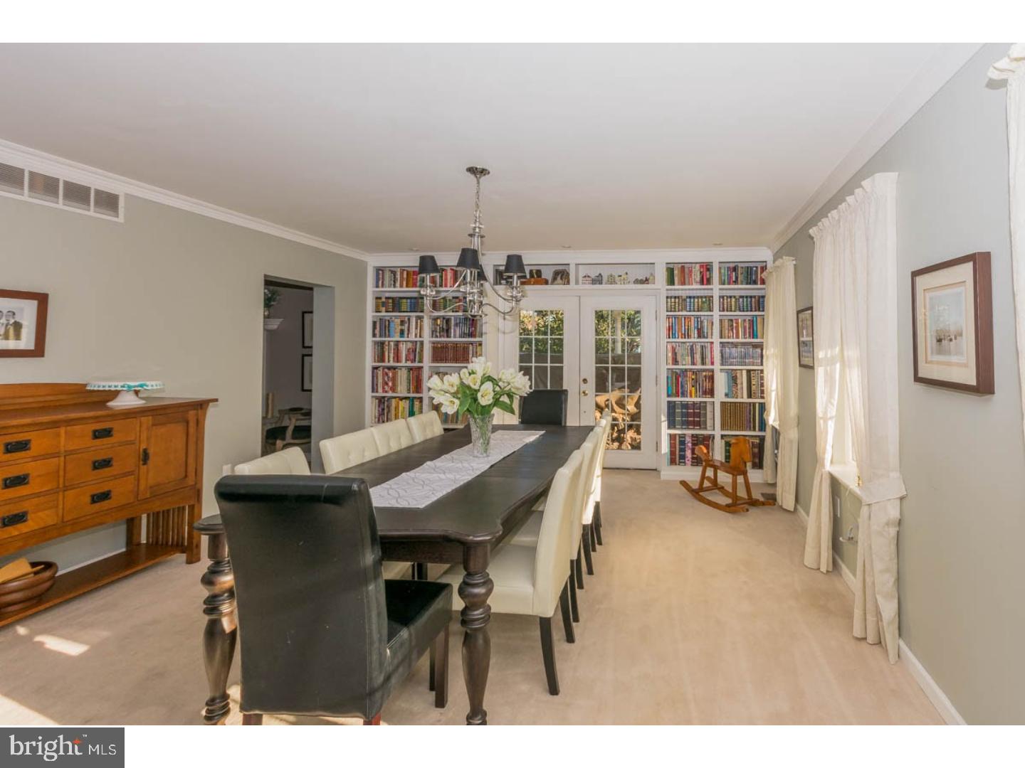 889 Elk Road Monroeville, NJ 08343 - Photo 8 of 25 Dining Room