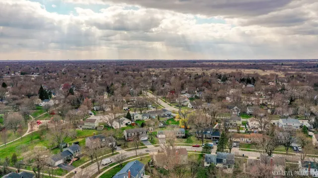 $3,400 | 1931 Ridgefield Lane, Naperville, IL 60565